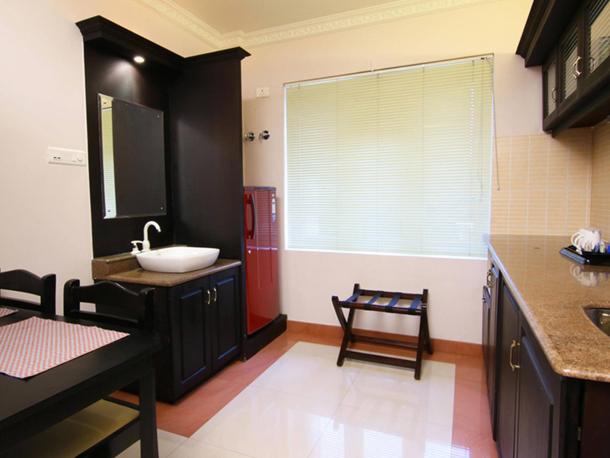 Atlas Airport Hotel Apartment Nedumbassery Esterno foto