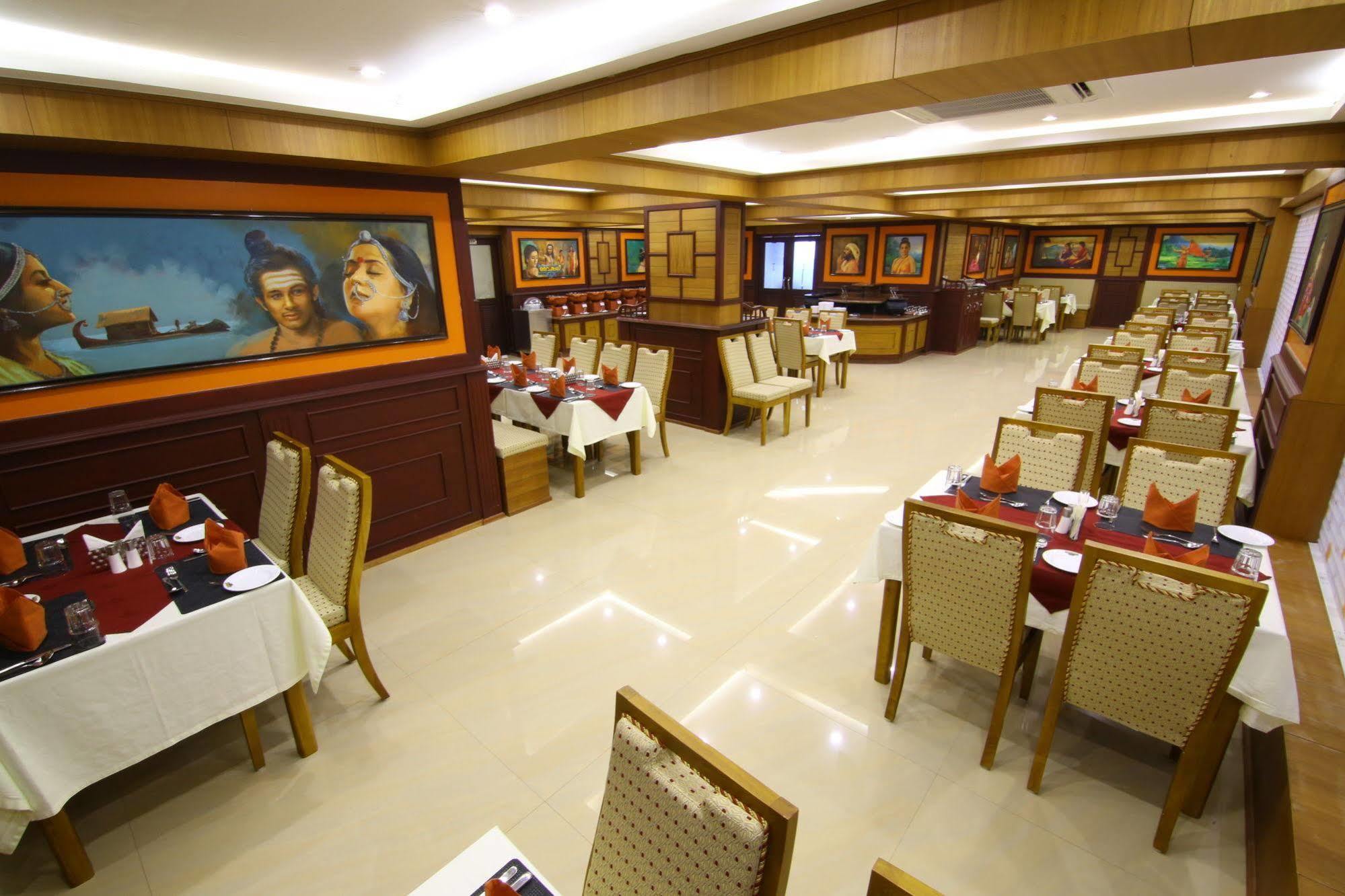 Atlas Airport Hotel Apartment Nedumbassery Esterno foto