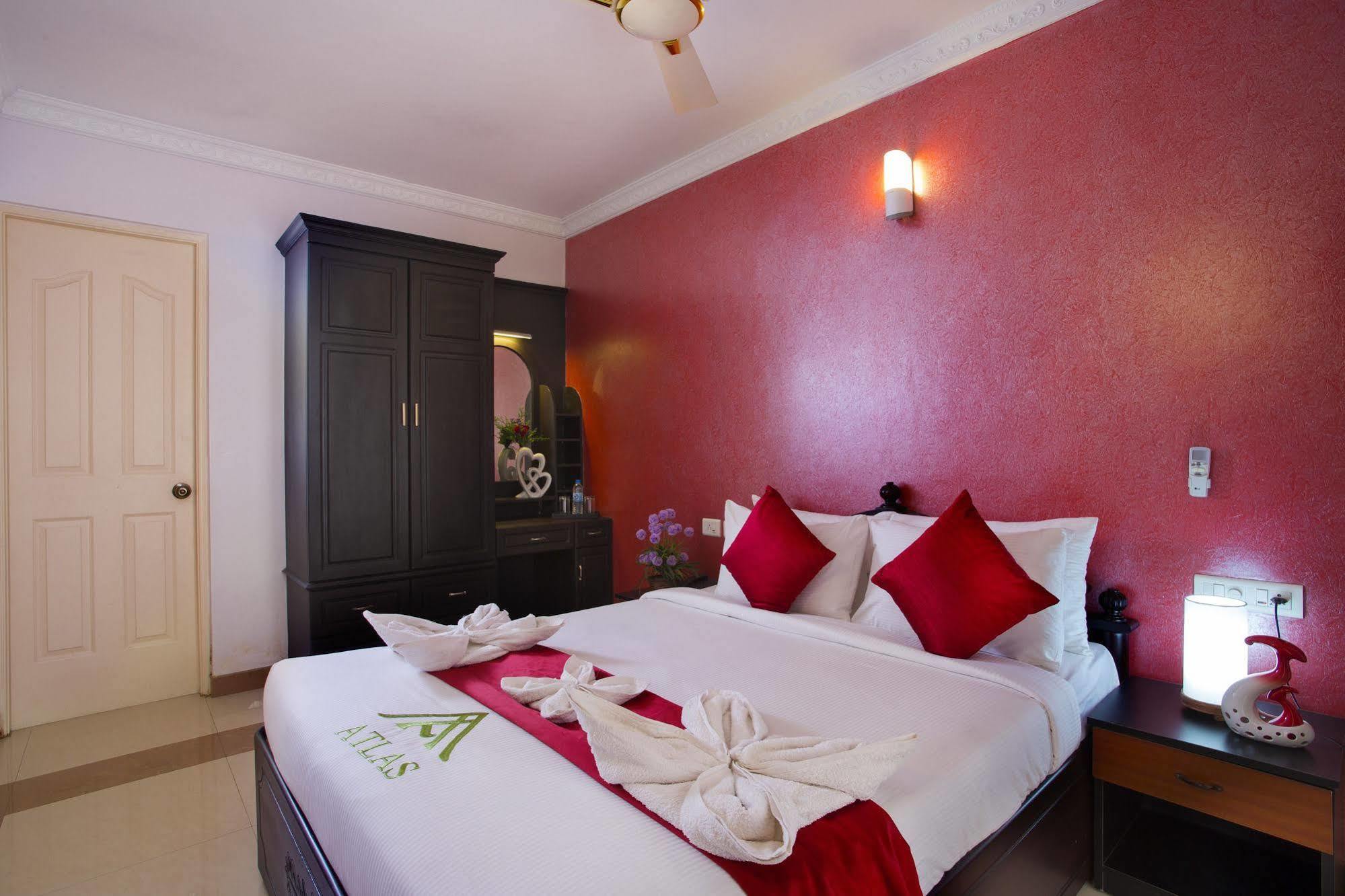 Atlas Airport Hotel Apartment Nedumbassery Esterno foto