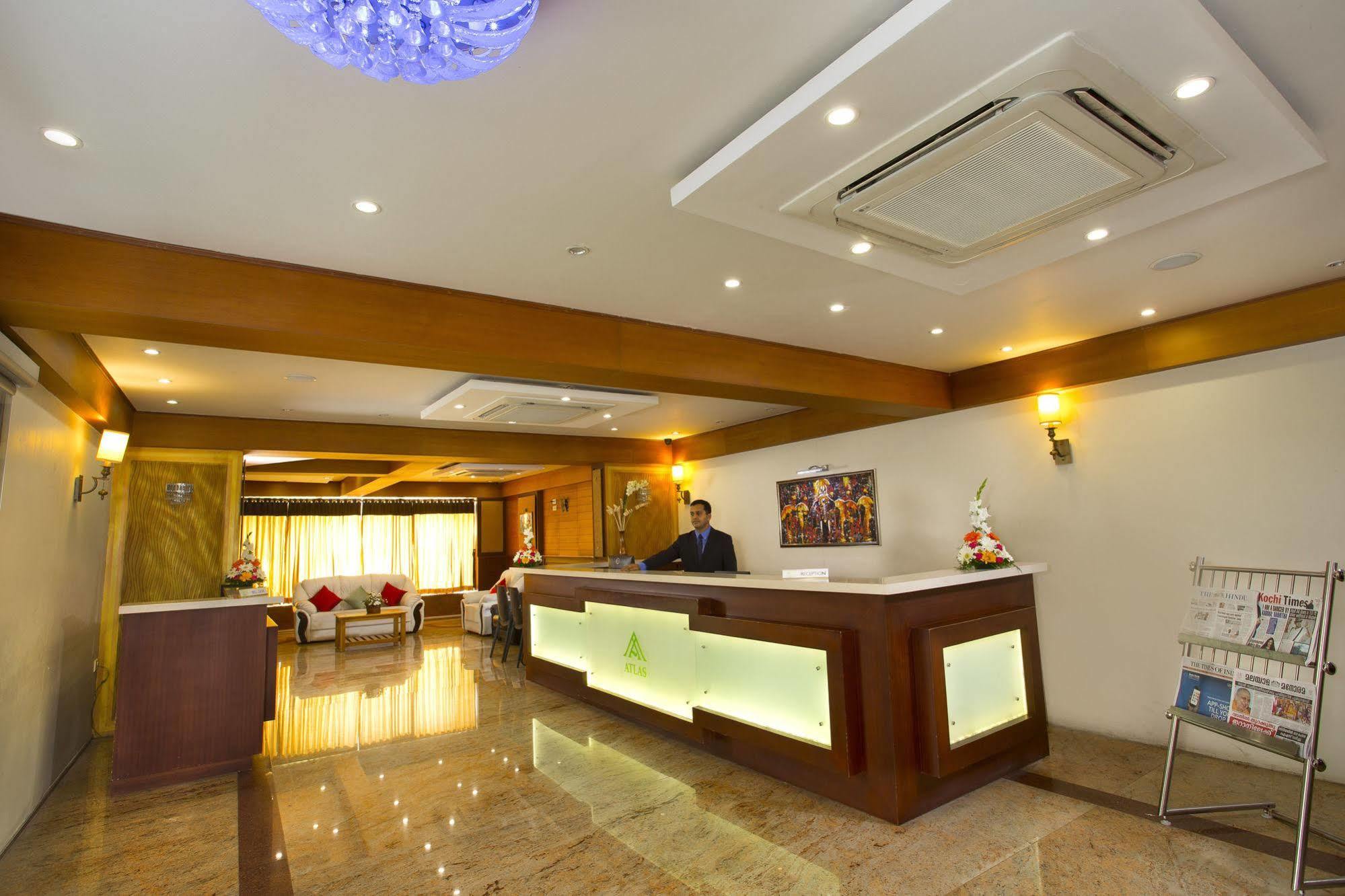 Atlas Airport Hotel Apartment Nedumbassery Esterno foto